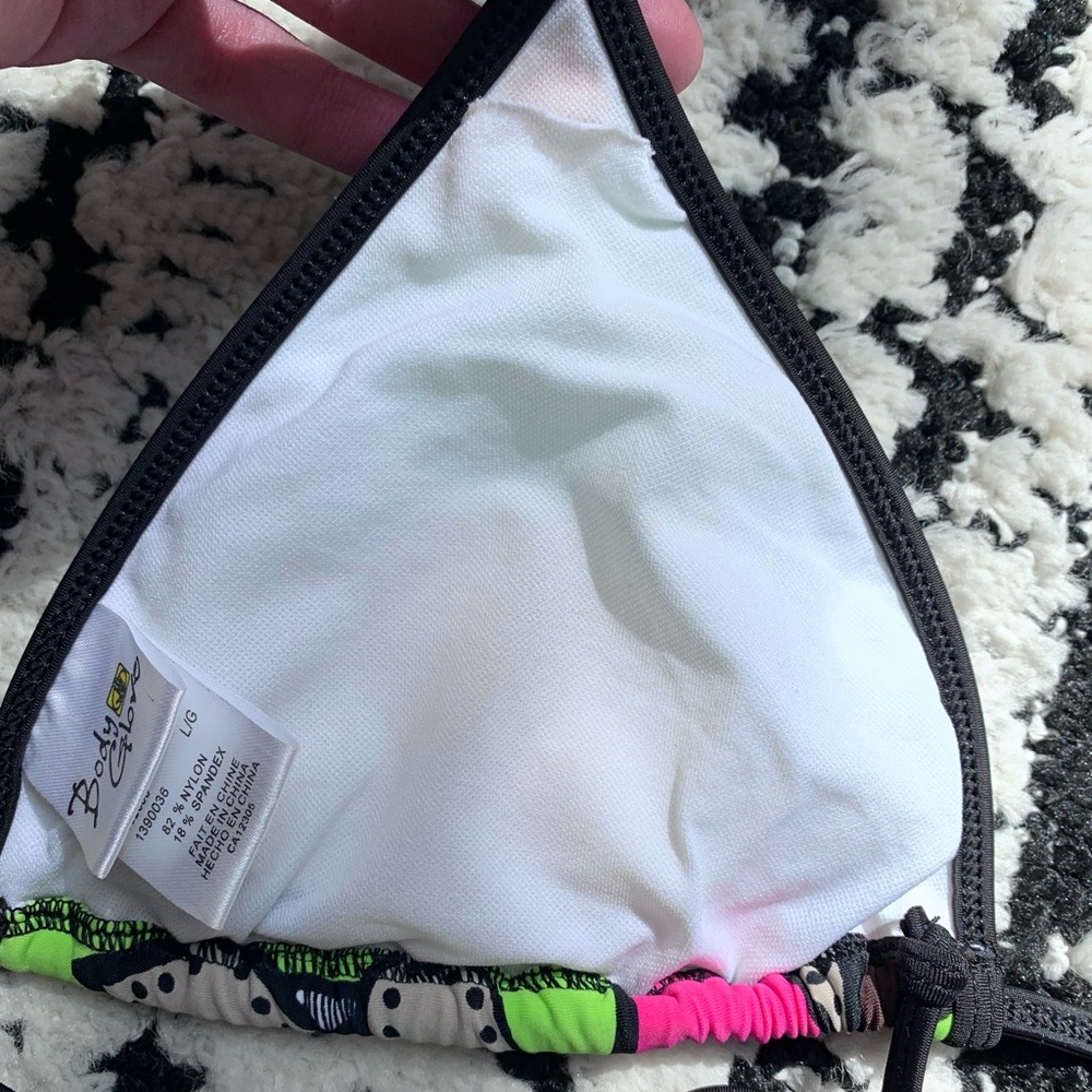 Body Glove colourful bikini set - Picture 10 of 12